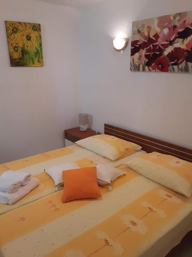אורסאץ Apartments Zlosilo מראה חיצוני תמונה